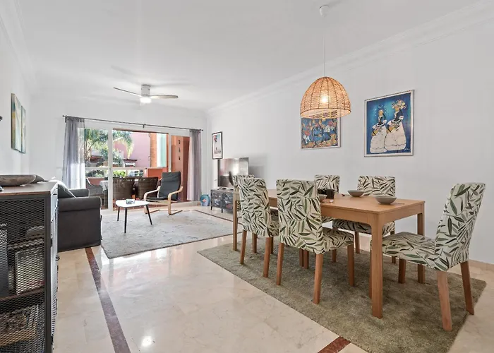 49 Comfortable 2-bedroom Garden Close To Apartamento