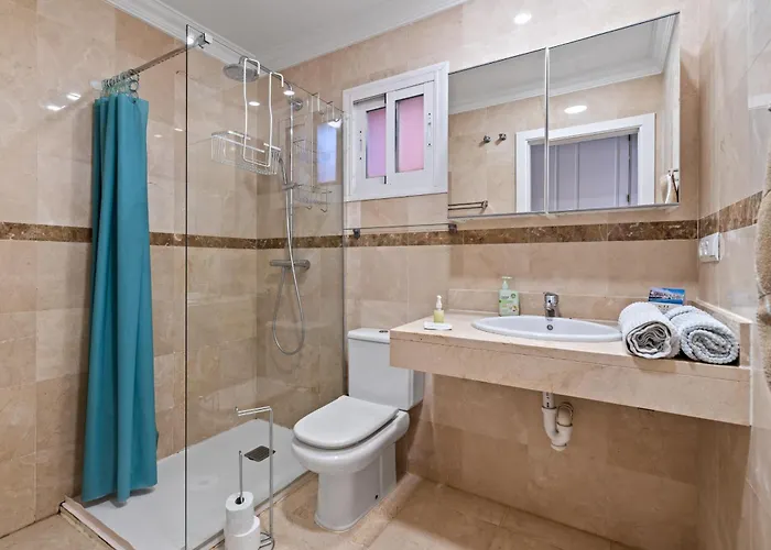 דירה 49 Comfortable 2-bedroom Garden Close To