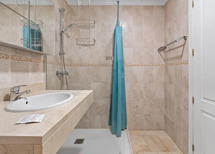 49 Comfortable 2-bedroom Garden Close To אסטפונה